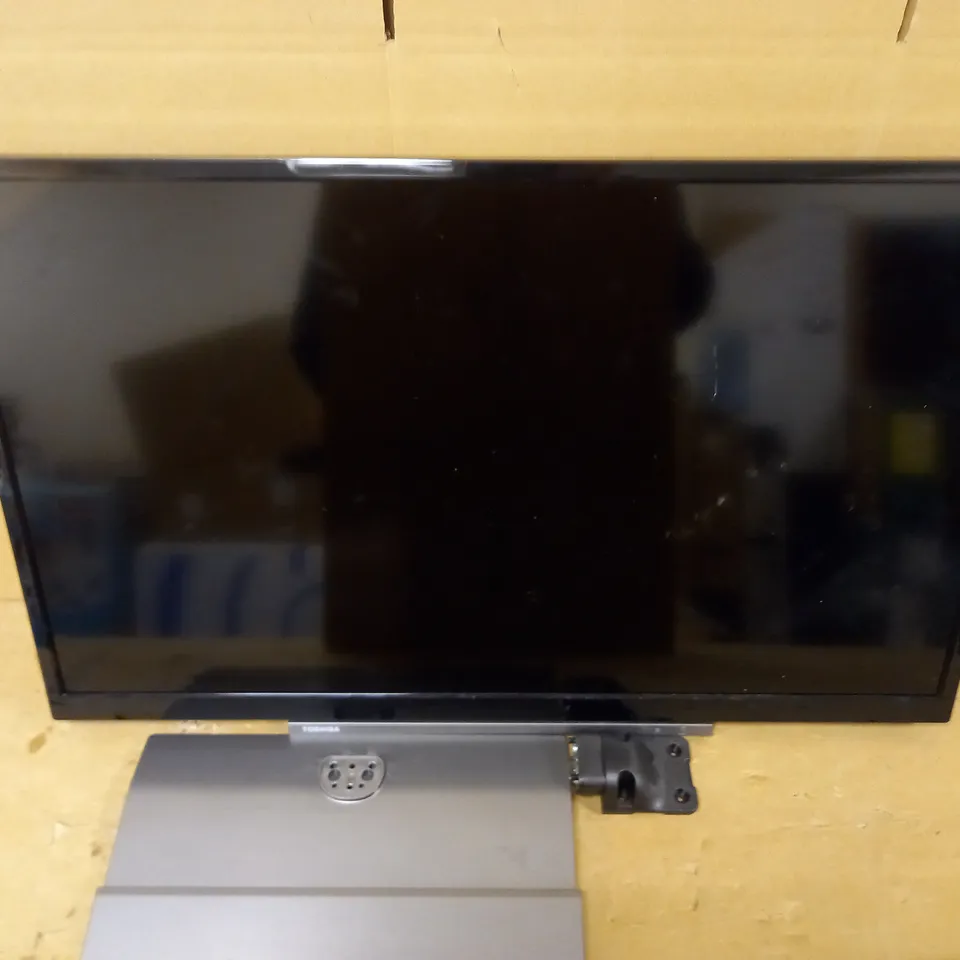 TOSHIBA 32LL3C63DB LED HDR FULL HD 1080P SMART TV