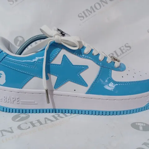 BOXED PAIR OF A BATHING APE SHOES IN BLUE/WHITE US SIZE 10