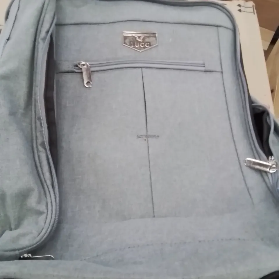 SLEEVED LUGG SINGLE TROLLEY SOFT CABIN BAG GREY