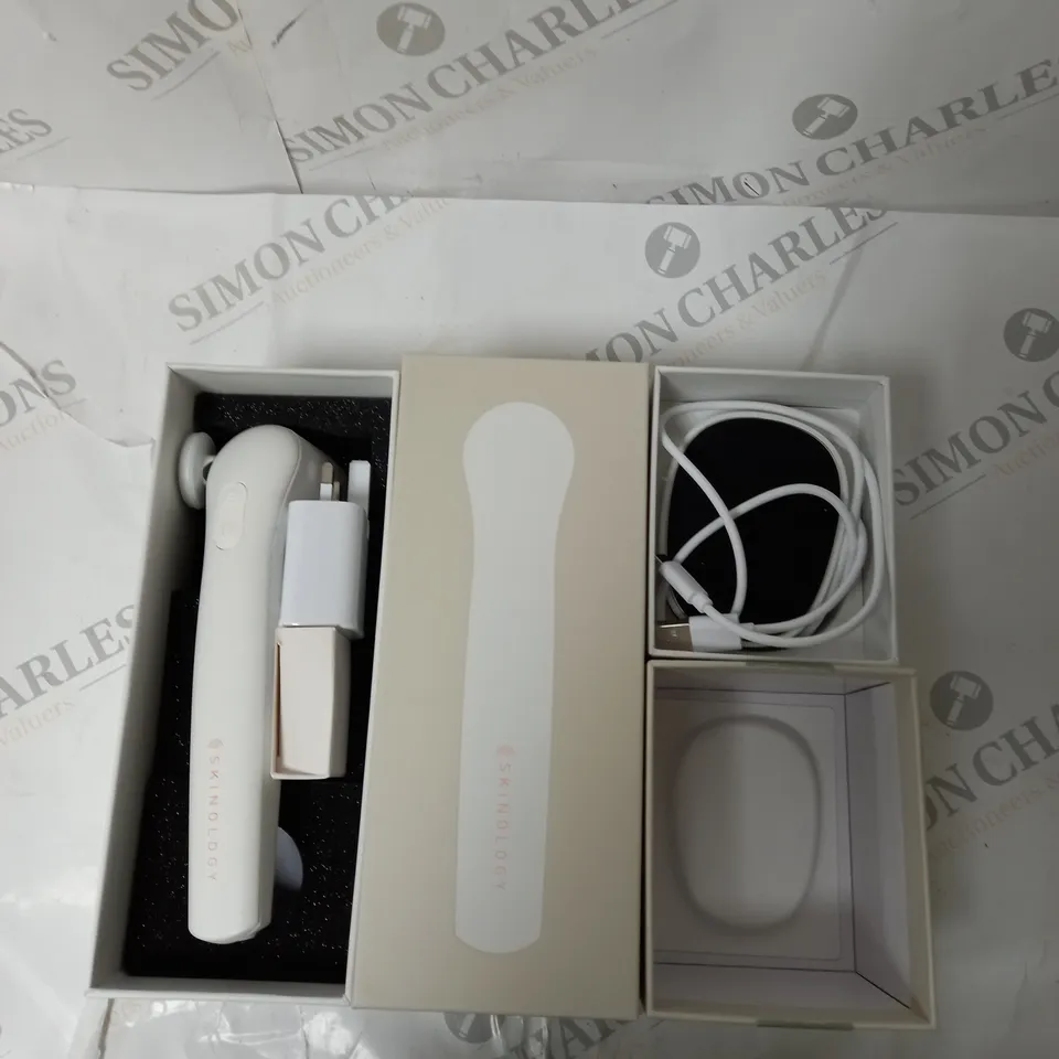 BOXED SKINOGLY SK3DAS