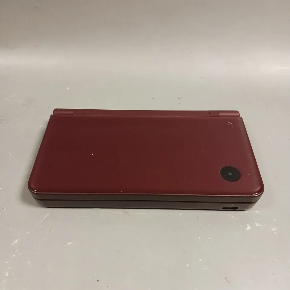 NINTENDO DS XL HANDHELD CONSOLE 