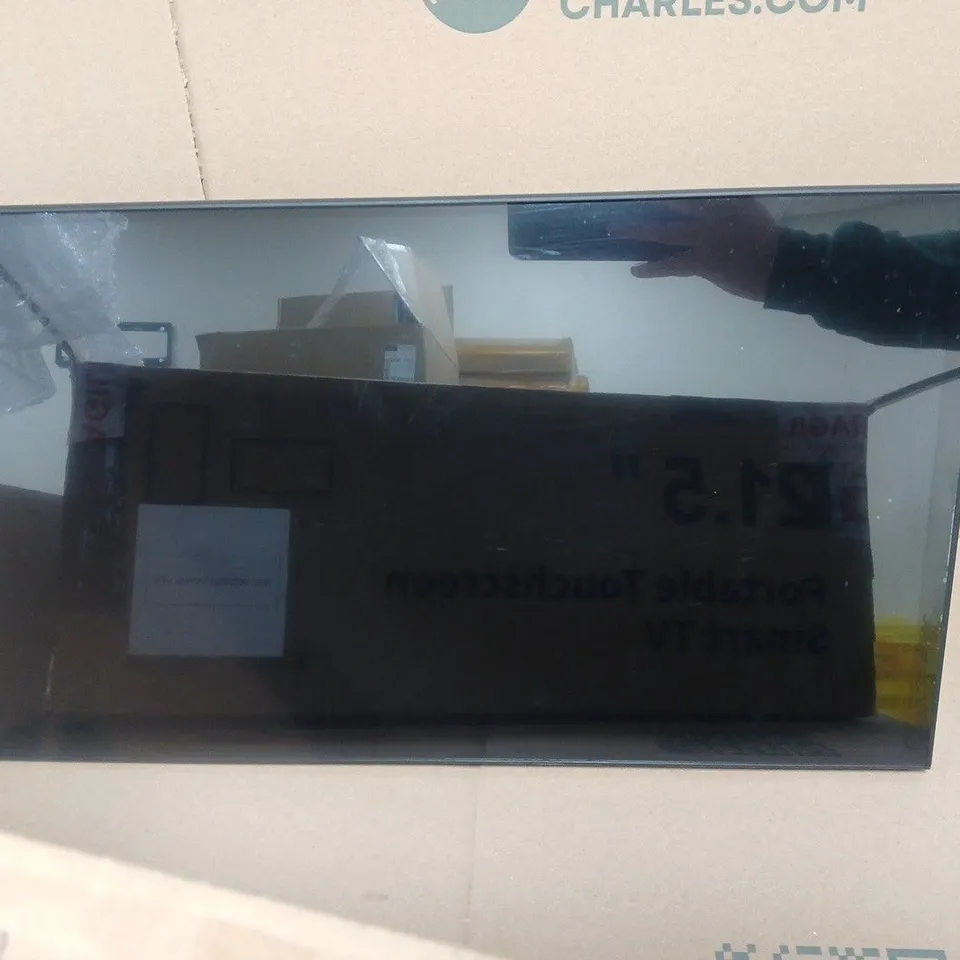 BOXED UNBRANDED PORTABLE TOUCHSCREEN SMART TV