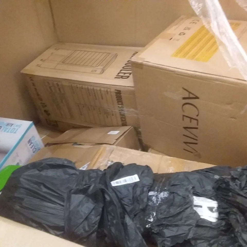 PALLET OF ASSORTED ITEMS INCLUDING SOVIYAS, MAX PAD LD WOODEN TURNTABLE CONVERTER, KIDS SCOOTER, INVISION LOW PROFILE DOUBLE ARM MOUNT, QUDRAKAST KIDS KICK SCOOTER