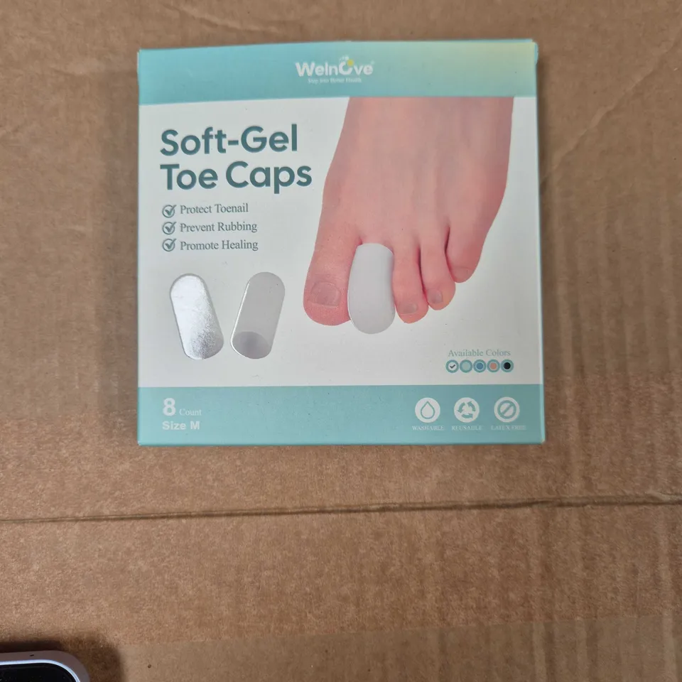 APPROXIMATELY 12 ASSORTED ITEMS INCLUDING SOFT GEL TOE CAPS AND SILICONE SCAR GEL