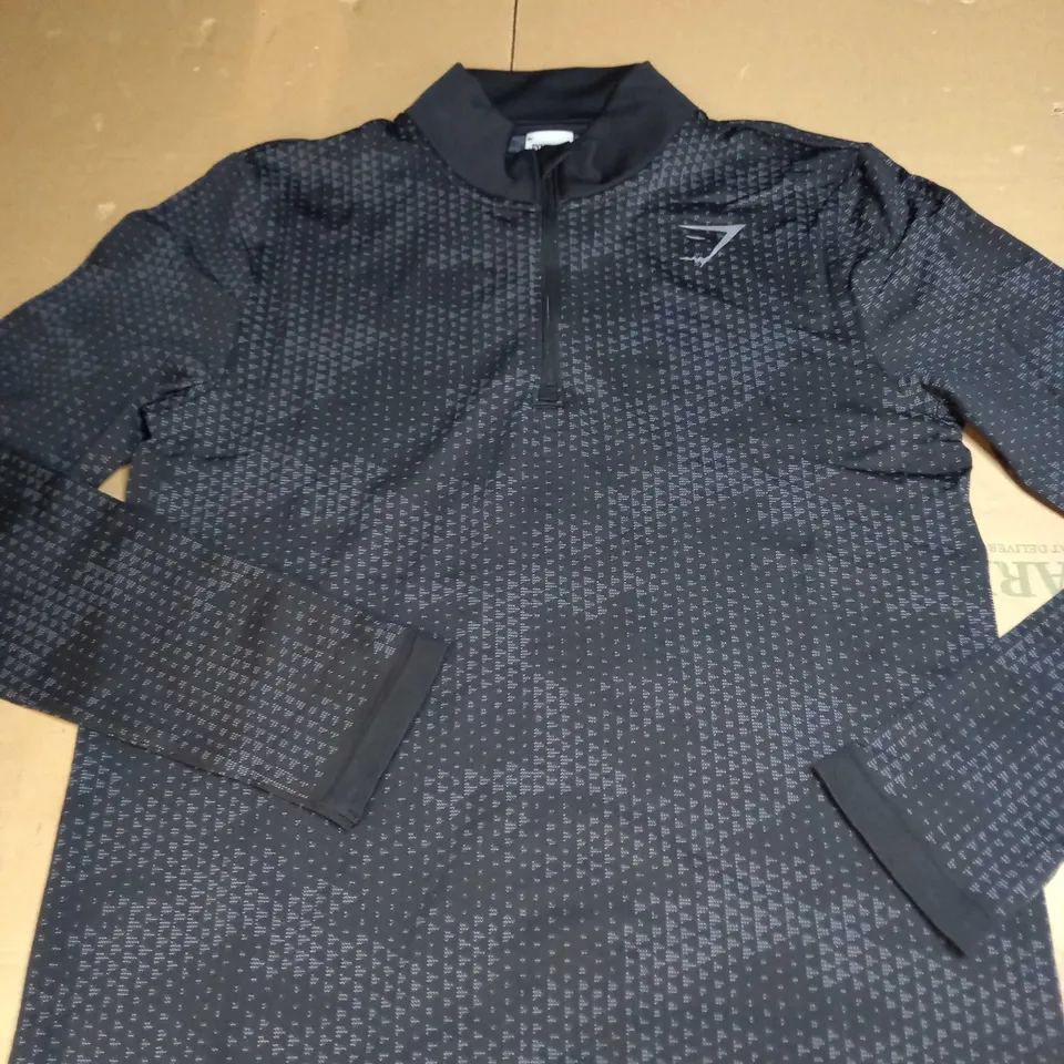GYMSHARK 1/4 ZIPPED JACKET SIZE S
