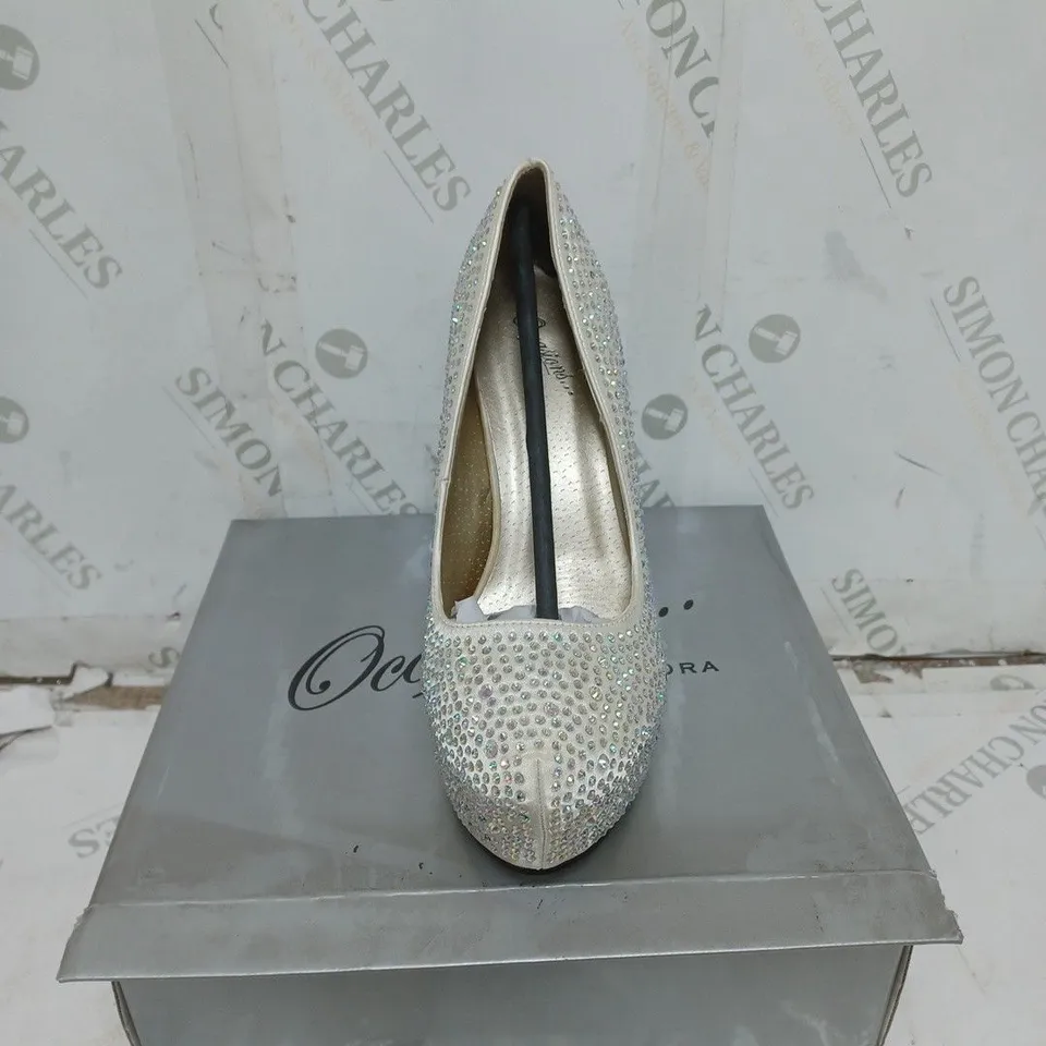 LOT OF 12 OCCASIONS BY CASANDRA LADIES SHOES