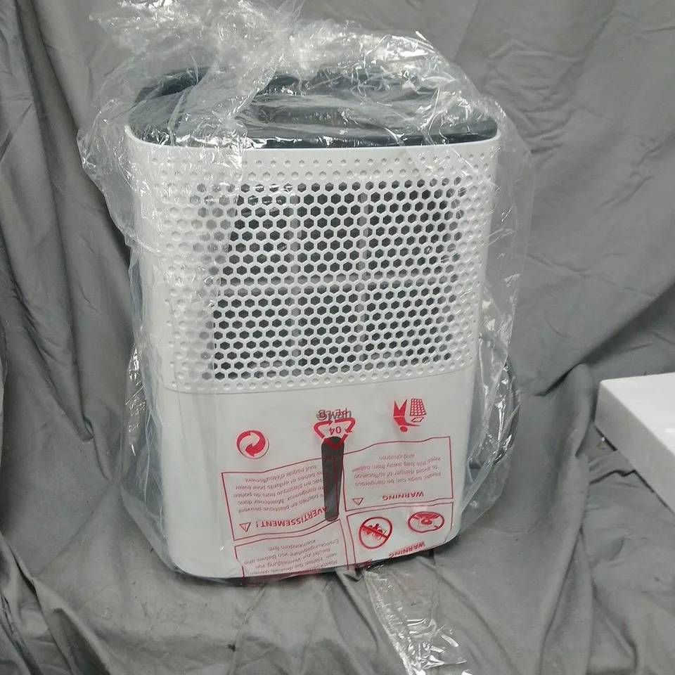 SWAN 10L DEHUMIDIFIER – WHITE 