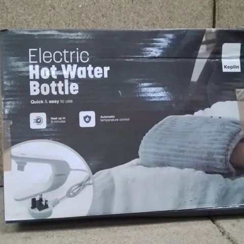 BOXED ELECTRIC HOT WATER BOTTLE