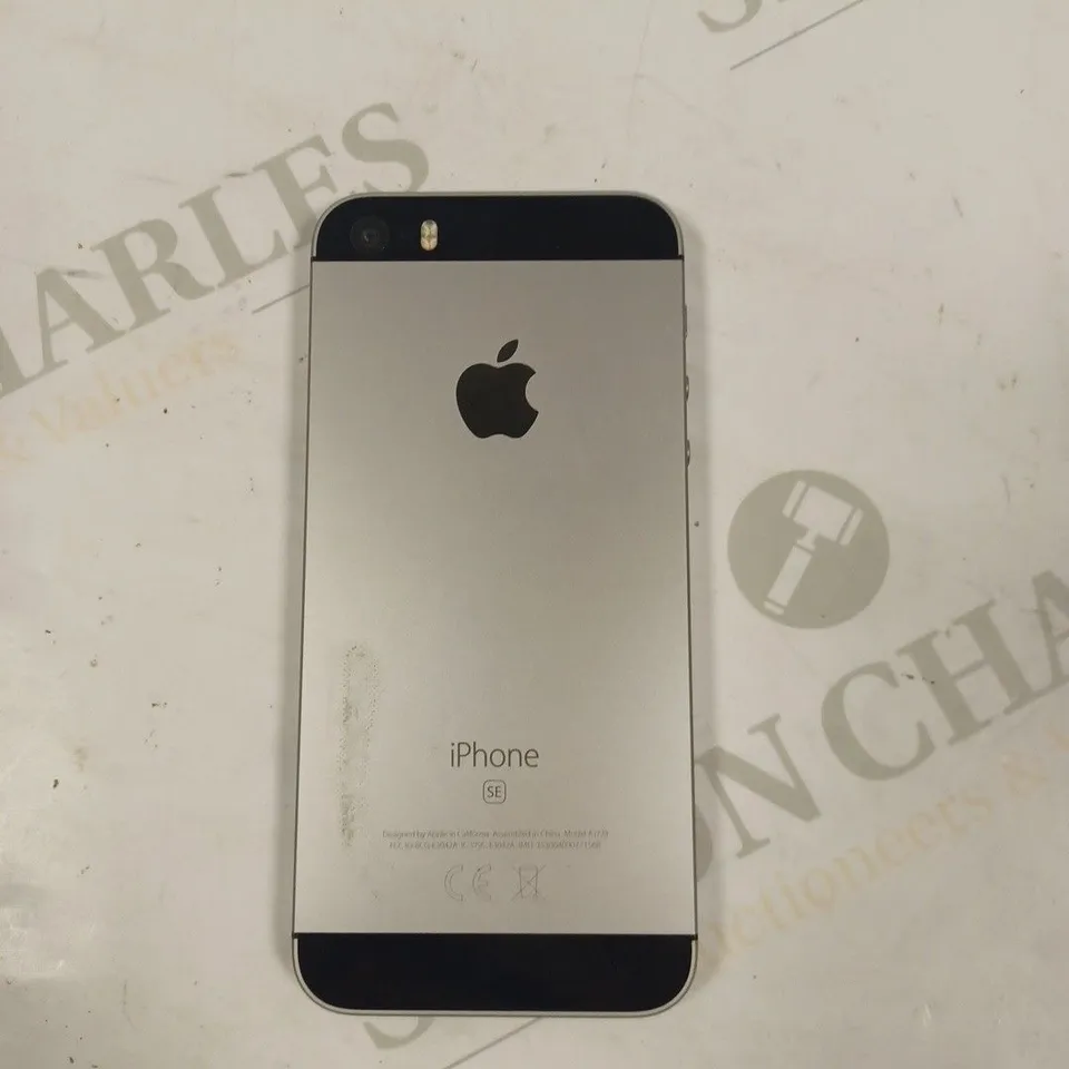 APPLE IPHONE SE SMARTPHONE 