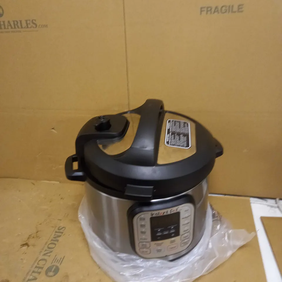 INSTANT POT DUO SMART PRESSURE COOKER