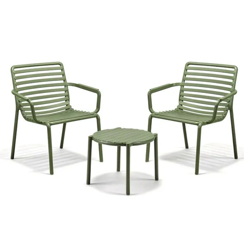 BOXED NARDI STEP LOW ROUND TABLE WITH 2 DOGA RELAX CHAIRS - GREEN (1 BOX)