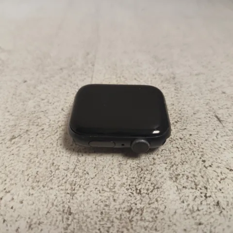 APPLE SMARTWATCH SERIES 6