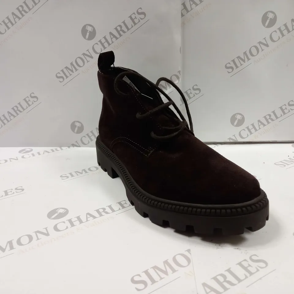 PAIR OF ZARA ANKLE BOOTS UK SIZE 8