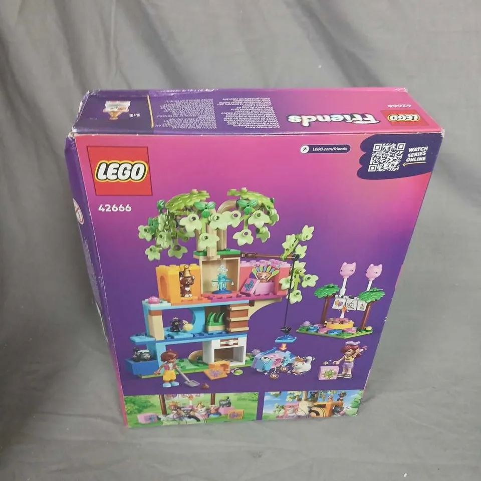 LEGO FRIENDS CAT BIRTHDAY PARTY (42666) – 321 PIECES