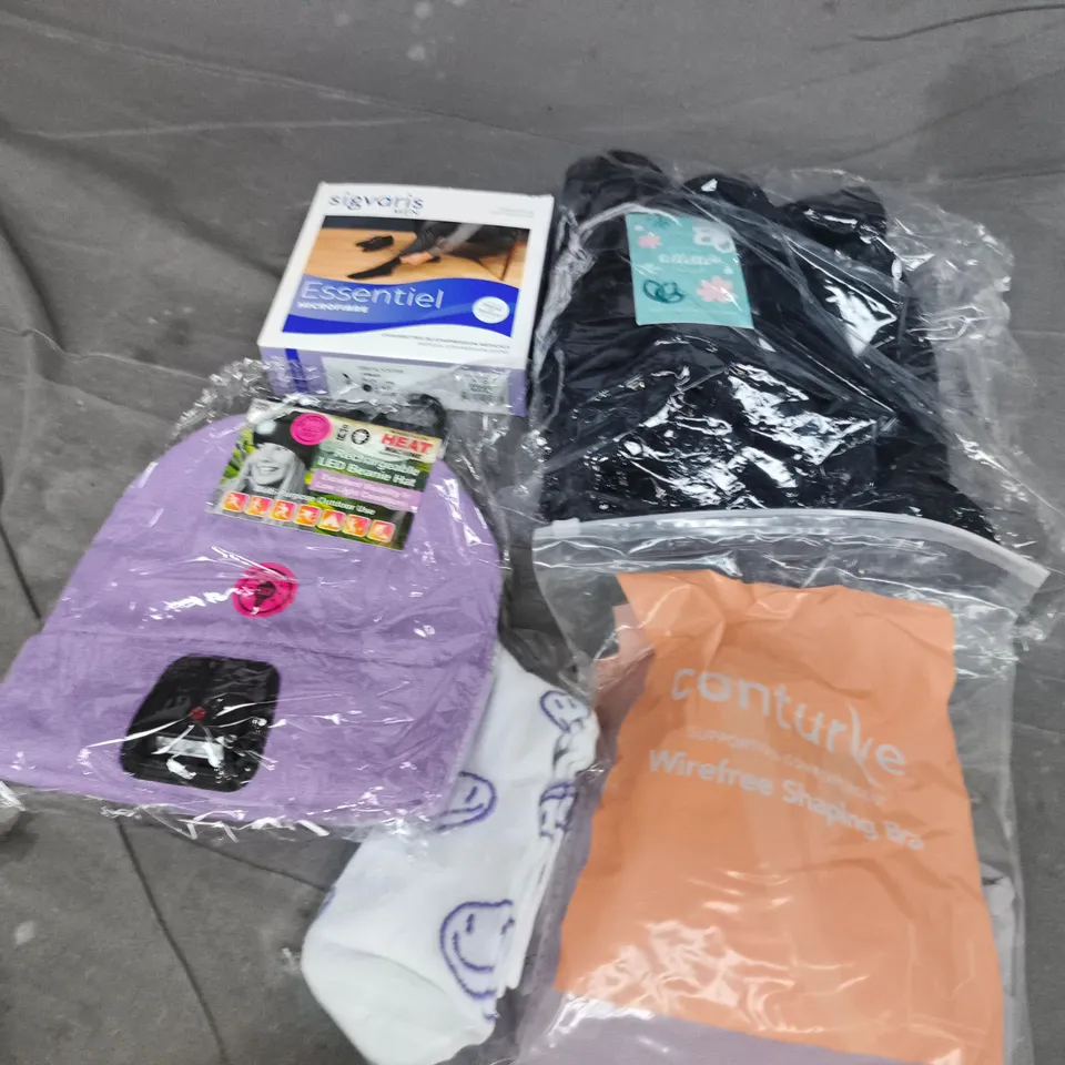 APPROXIMATELY 35 ASSORTED CLOTHING ITEMS IN VARIOUS SIZES, STYLES & COLOURS TO INCLUDE BRANDS SUCH AS CONTURVE, SIGVARIS, TILLETS, ETC - COLLECTION ONLY