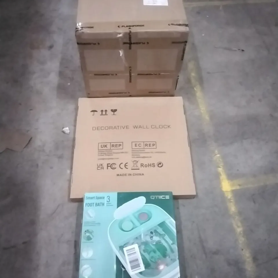 PALLET OF HOUSEHOLD ITEMS TO INCLUDE FOOT BATH,WALL CLOCK, 3D PRINTER, VINYL FLOORING CUTTER AND OTHER ASSORTED ITEMS...