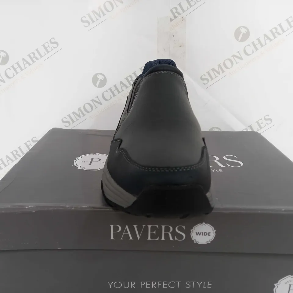 BOXED PAVERS SUNT35003 SLIP ON WALKING SHOES - UK 8