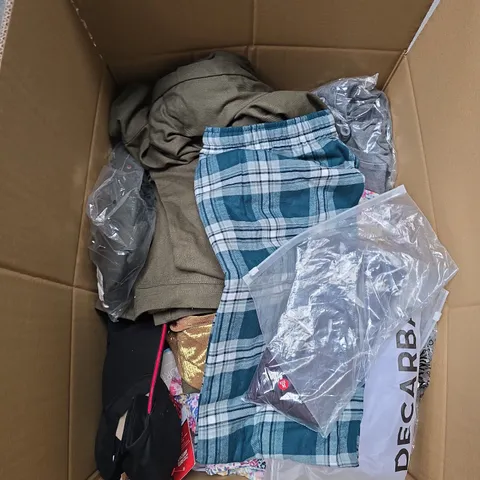 LARGE BOX OF APPROXIMATELY 20 ASSORTED CLOTHING ITEMS IN VARIOUS SIZES, STYLES AND COLOUR