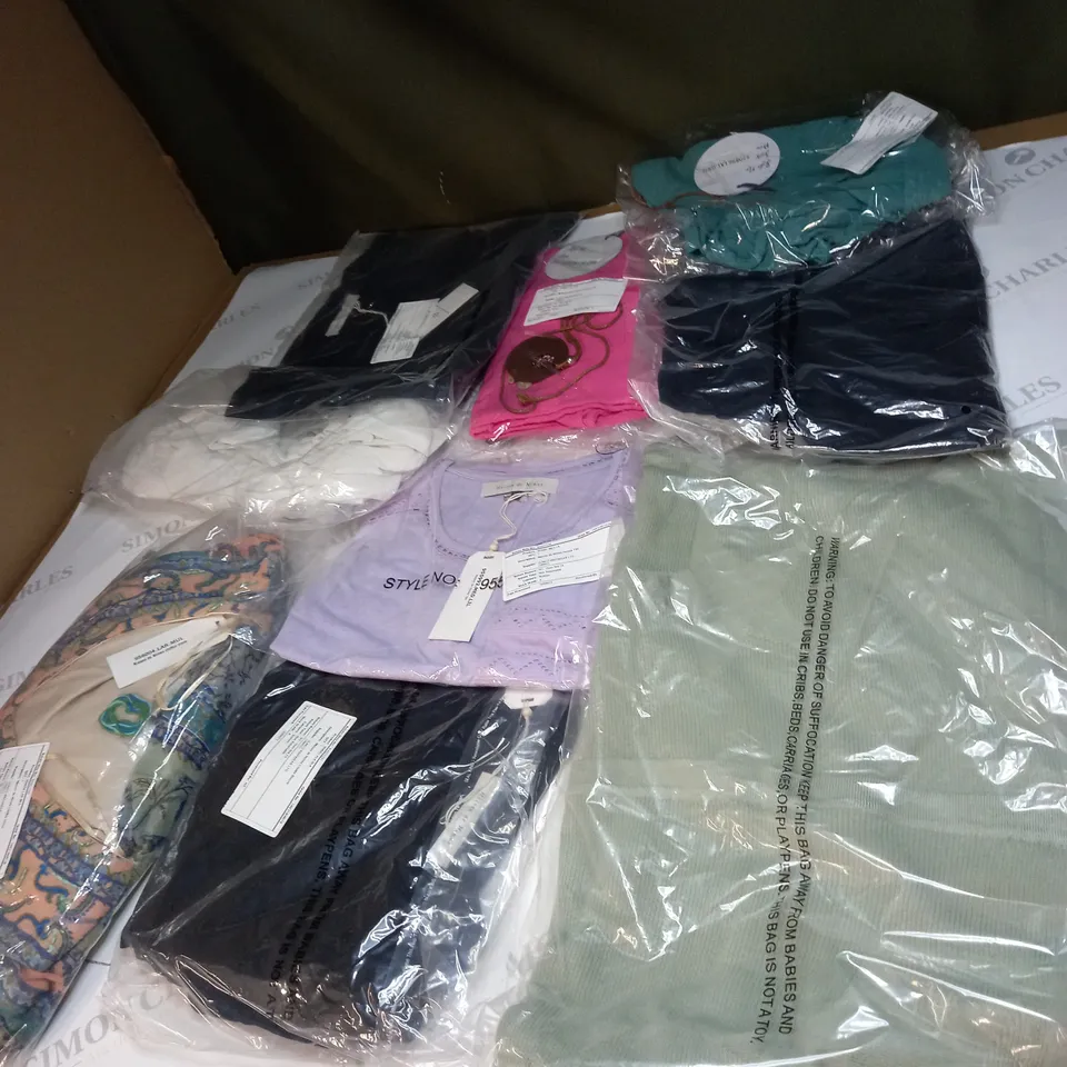 BAG OF APPROX 10 ASSORTED CLOTHING ITEMS TO INCLUDE - MAISON DE NIMES - EMELIA