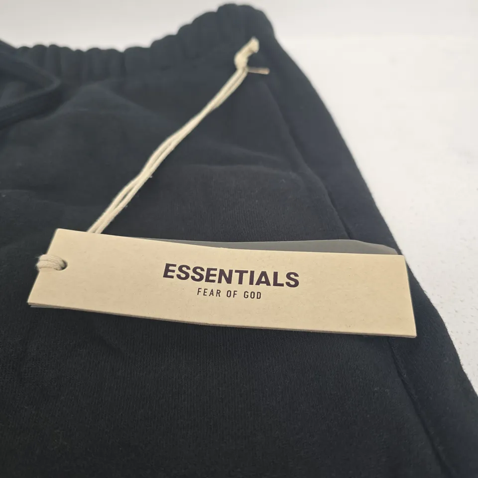 FEAR OF GOD ESSENTIALS BLACK SWEATPANTS – XS