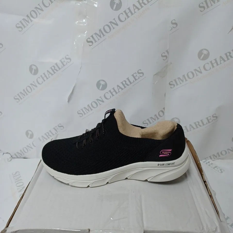 SKETCHERS COMFORT TRAINER BLACK SIZE 3 