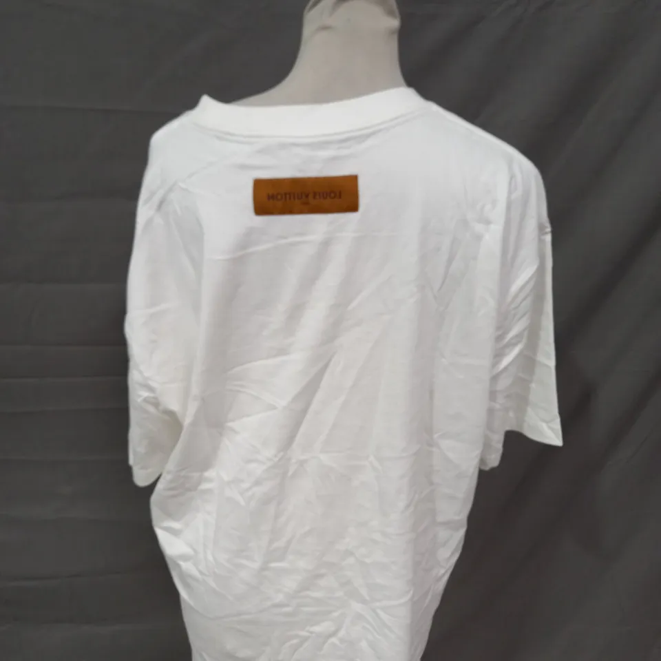 LOUIS VUITTON WHITE T-SHIRT - MEDIUM