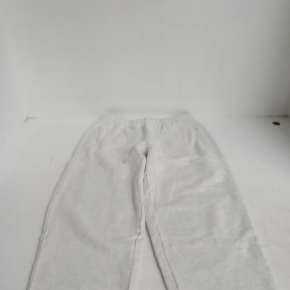 KYLIE JENNER GREY FLEECE HOODIE, SIZE M