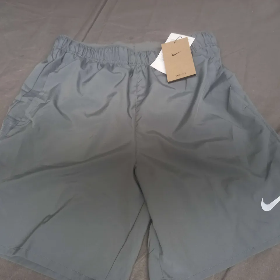 NIKE CHALLENGER GREY SHORTS - S/P