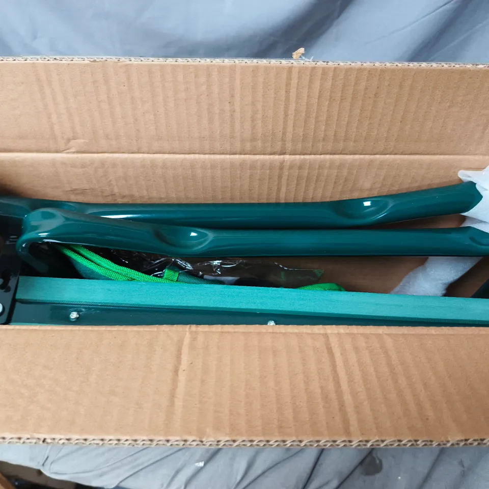 GREENFIELDS GARDEN KNEELER SEAT