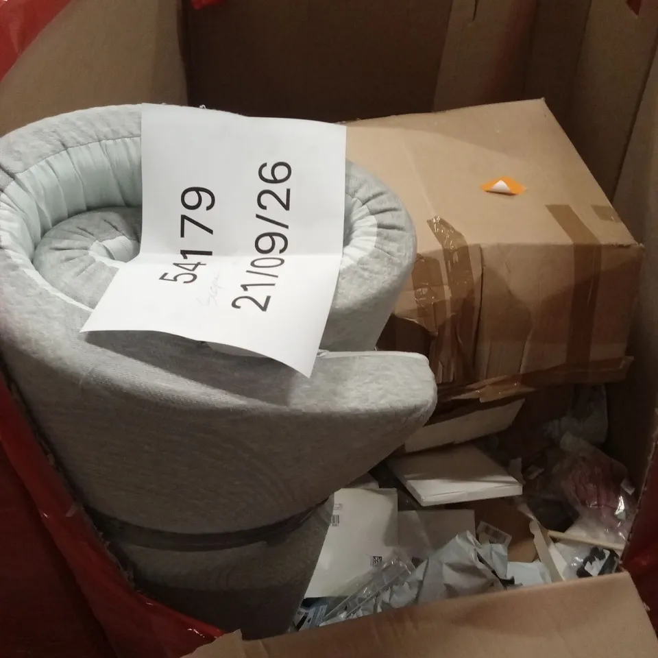 PALLET OF ASSORTED HOUSEHOLD GOODS AND PRODUCTS TO INCLUDE; MATTRESS TOPPER ETC