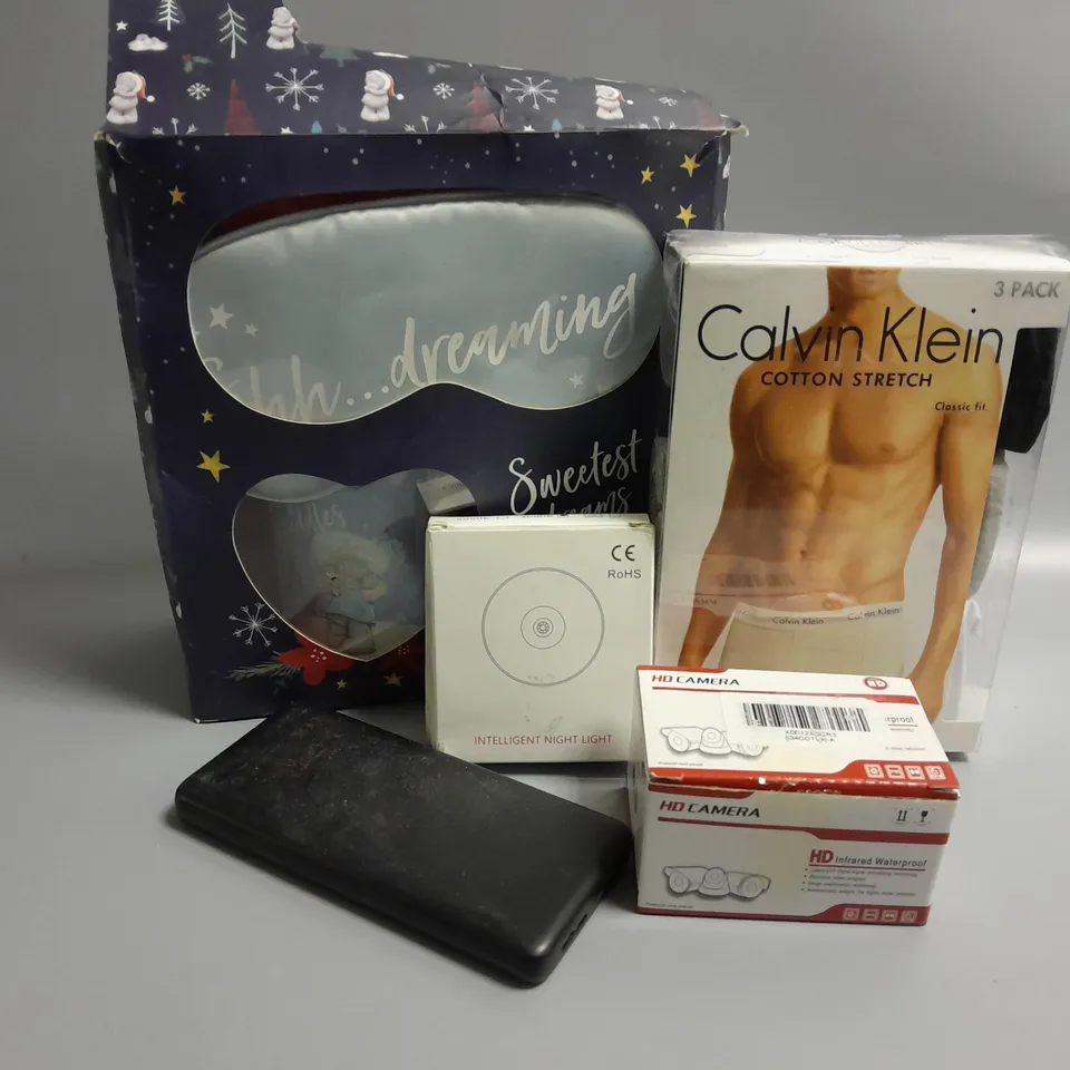 5 ASSORTED PRODUCTS TO INCLUDE HD CAMERA, CALVIN KLEIN LOW RISE TRUNKS PACK, NIGHT LIGHT 