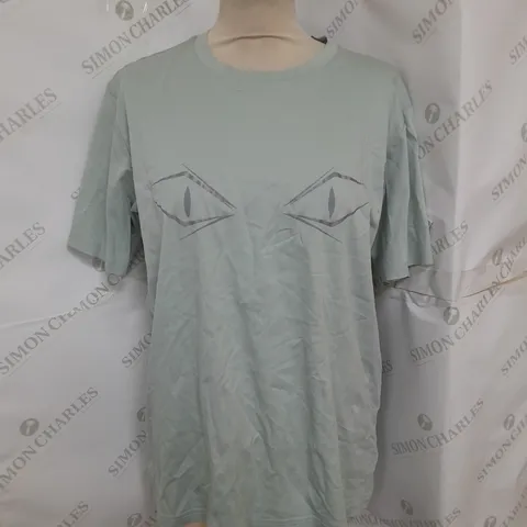 EYES WIDE OPEN SOFT TSHIRT IN PALE GREEN SIZE M