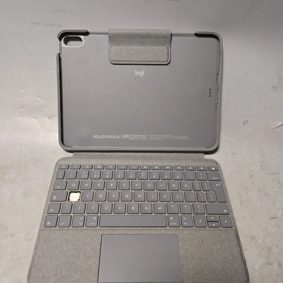 LOGITECH FOLIO TOUCH IPAD AIR KEYBOARD CASE - GREY