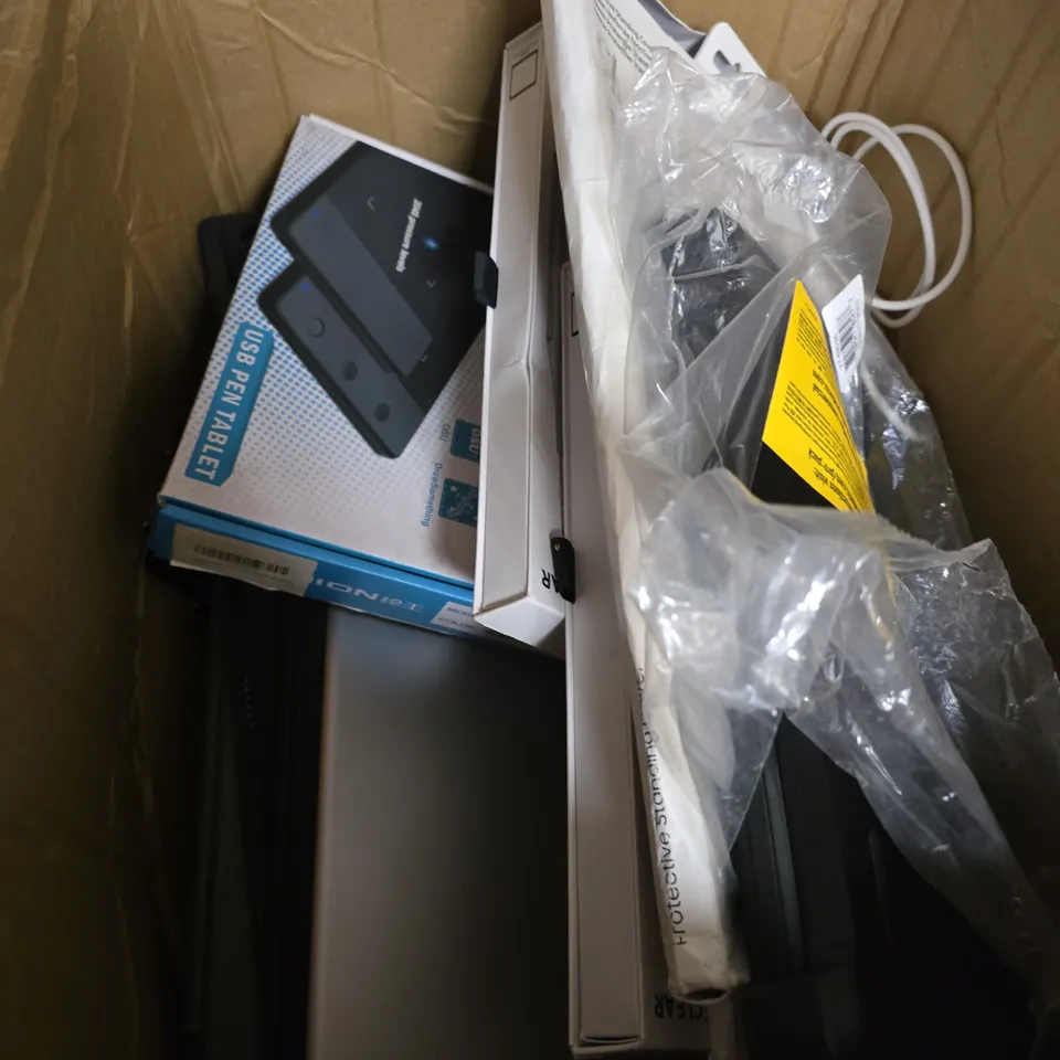 BOX OF APPROXIMATELY 12 ASSORTED ITEMS INCLUDING TECH 21 IMPACTCLEAR , HUION USB PEN TABLET AND BELKIN KEYBOARD CASE 