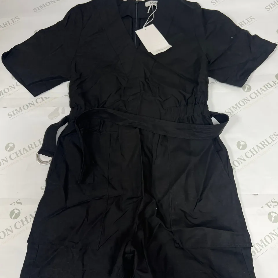 COS BELTED SHORT SLEEVED PLAYSUIT IN BLACK SIZE 8