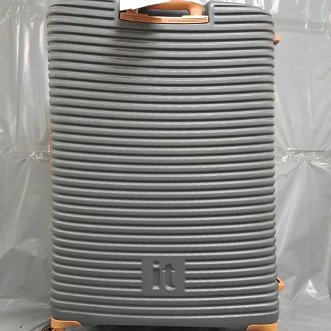 IT LUGGAGE REPLICATING LARGE CHARCOAL EXPANDABLE SUITCASE SET