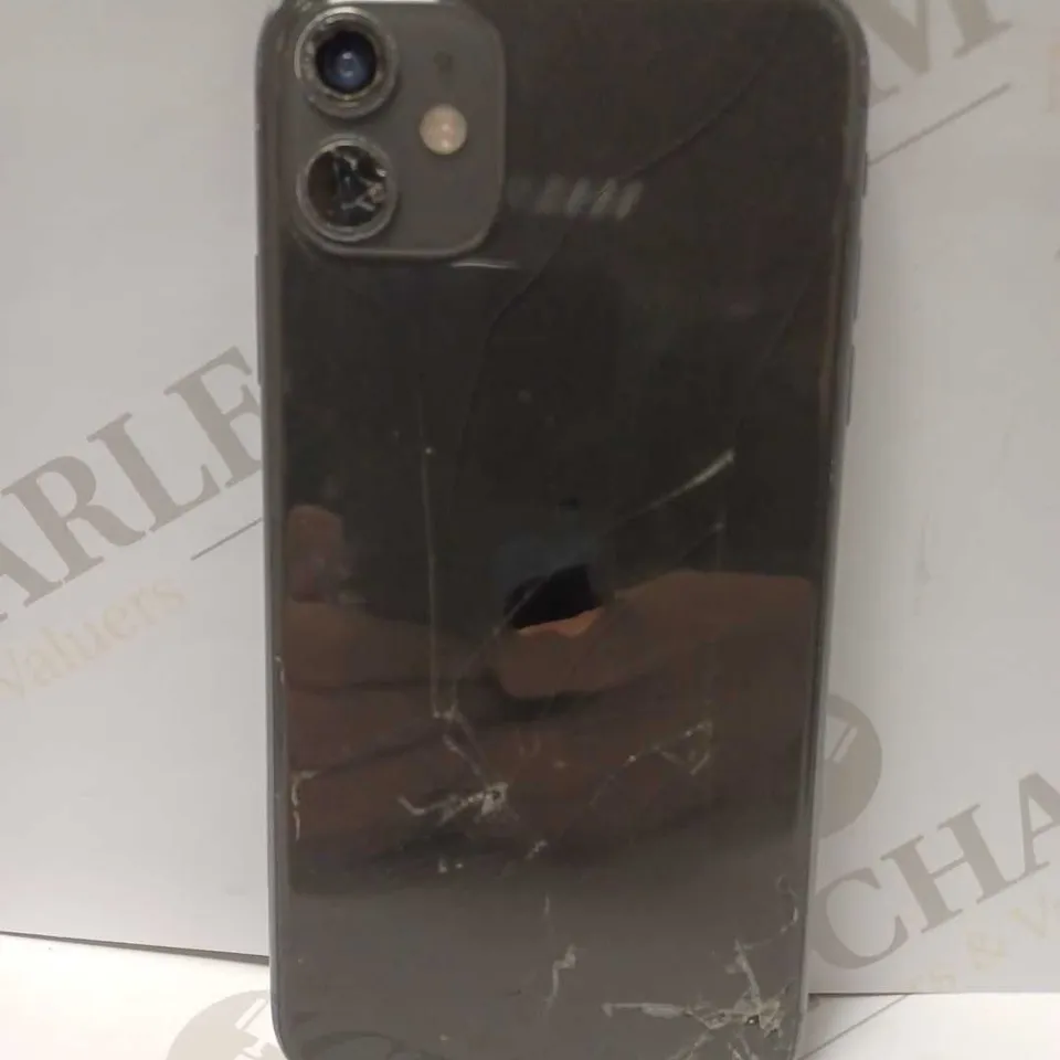 APPLE IPHONE 12