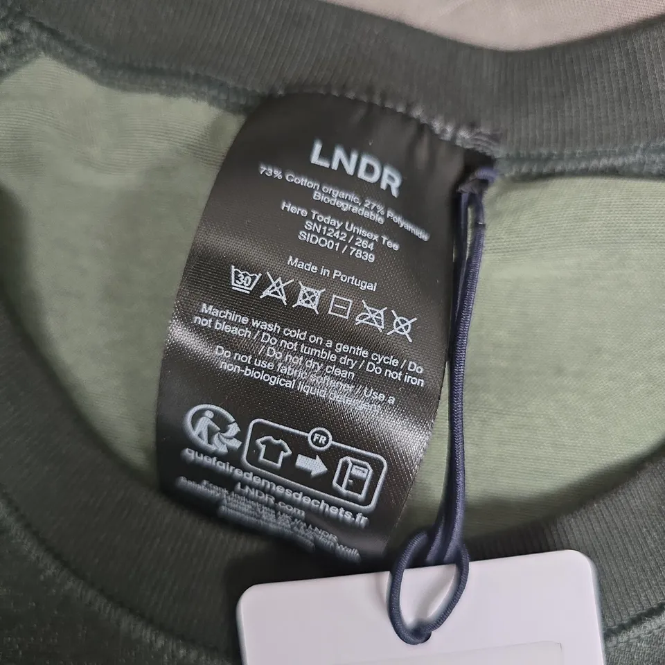 LNDR HERE TODAY UNISEX TEE – FOREST GREEN, SIZE M/L