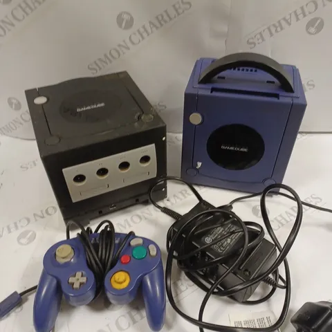 2 X NINTENDO GAMECUBE CONSOLES & CONTROLLER