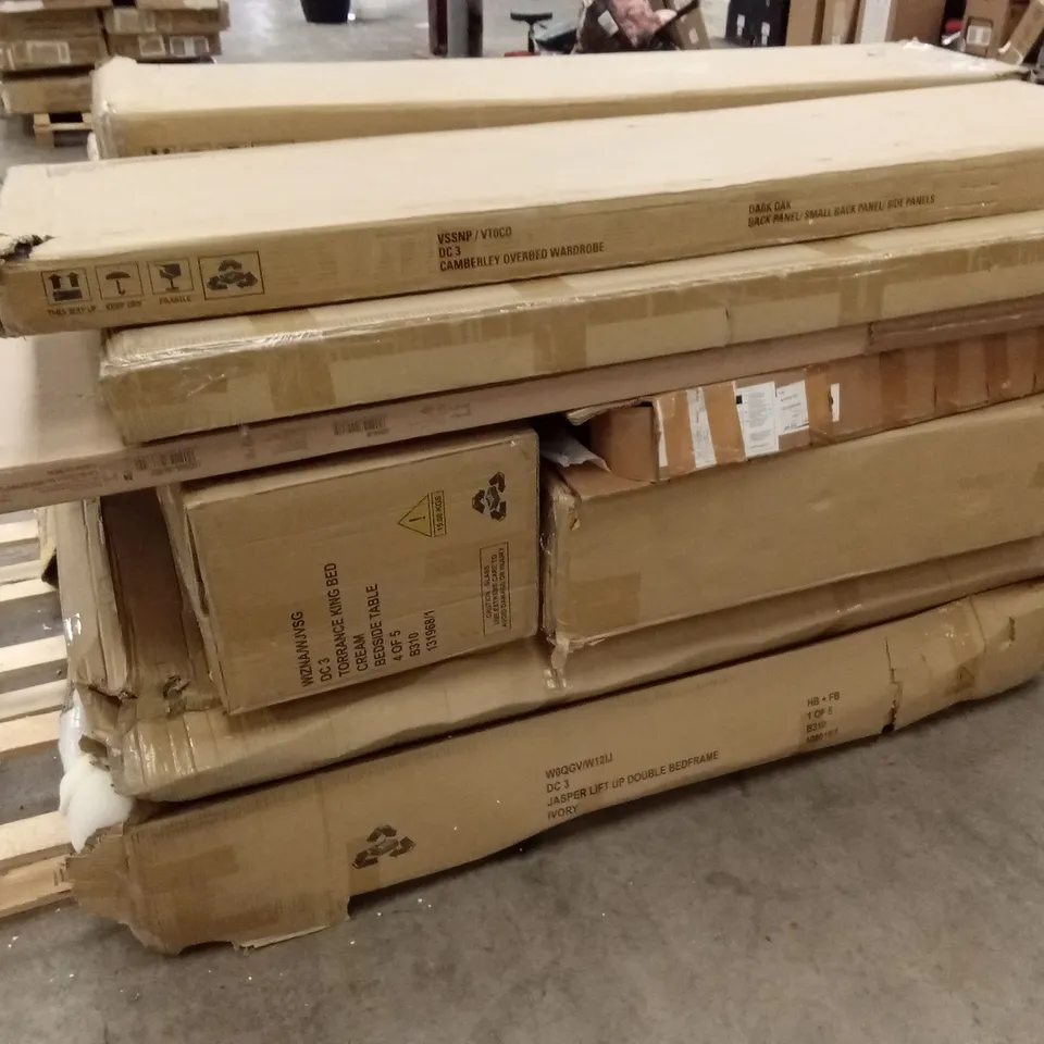 PALLET OF ASSORTED INCOMPLETE DESIGNER FURNITURE PARTS AND PIECES 