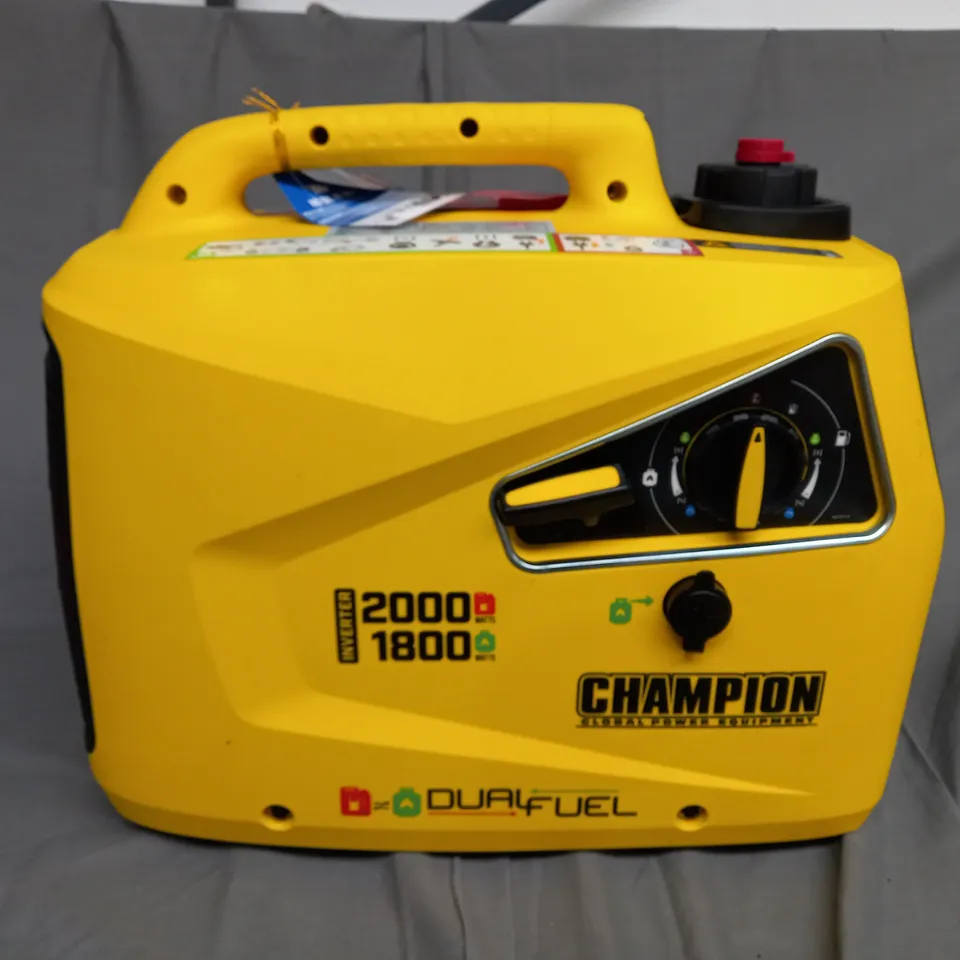 CHAMPION 2000W DUAL FUEL INVERTER GENERATOR - COLLECTION ONLY