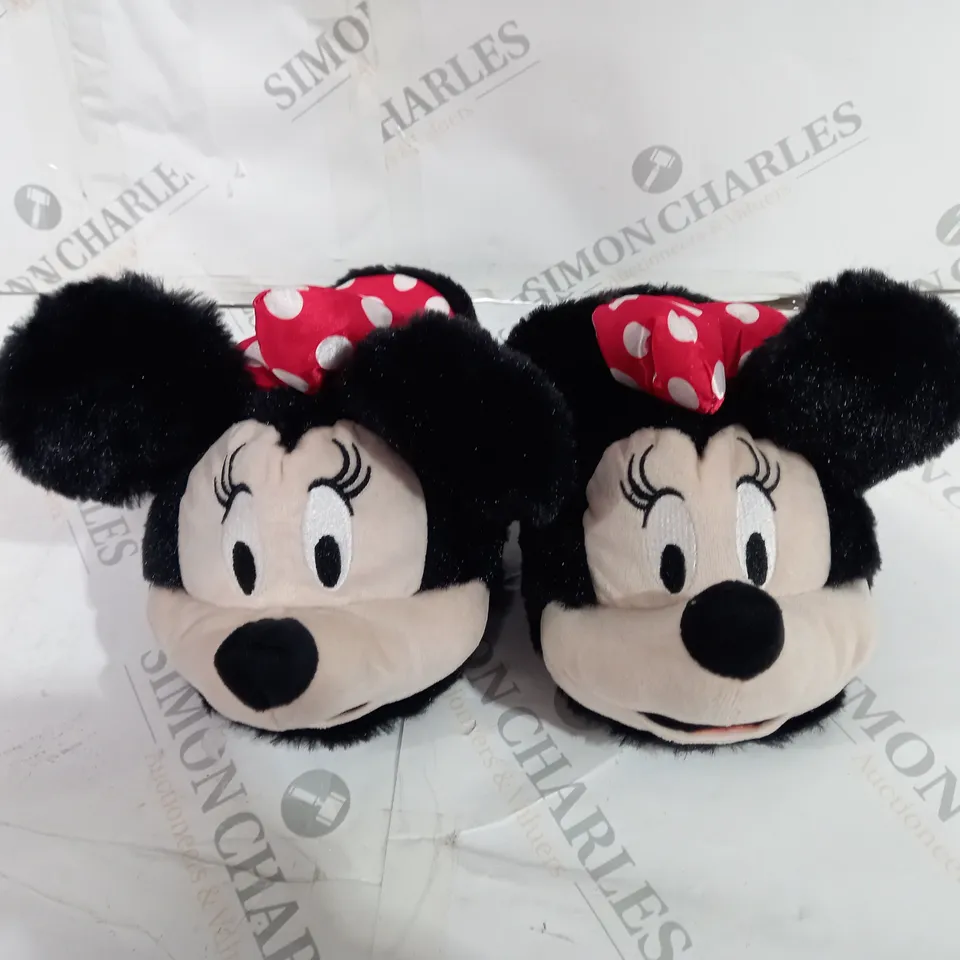 MINNIE MOUSE FLUFFY SLIPPERS SIZE UNKNOWN