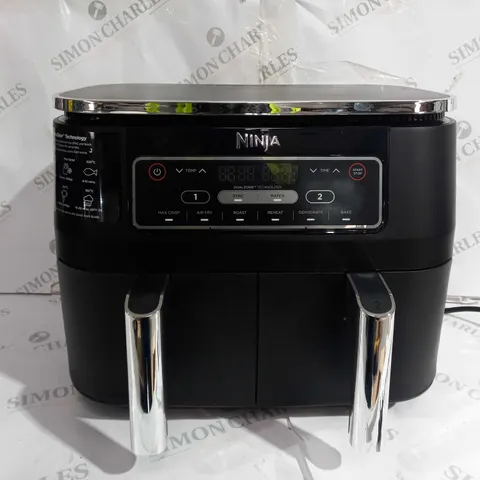 BOXED NINJA FOODI DUAL ZONE AIRFRYER AF300UK