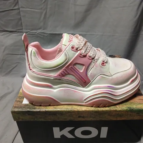 BOXED KOI KALEIDOSCOPIC PLATFORM TRAINERS IN RAINBOW - UK 7