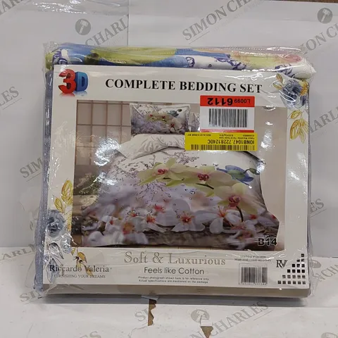 BAGGED PATSON MICROFIBER FLORAL DUVET COVER BEDDING SET // KING SIZE (1 ITEM)