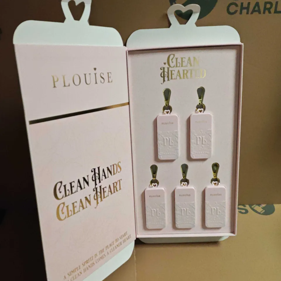 PLOUISE CLEAN HANDS CLEAN HEART HAND SANITISER GIFT SET – 5 X 29ML
