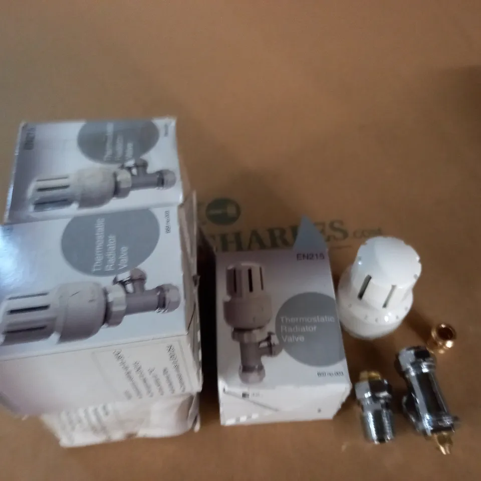 LOT OF 5 THERMOSTATIC RADIATOR VALVES