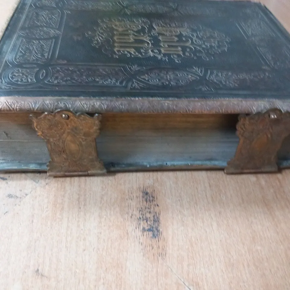 HOLY BIBLE COMMENTARIES SCOTT & HENRY REV JOHN EADIE