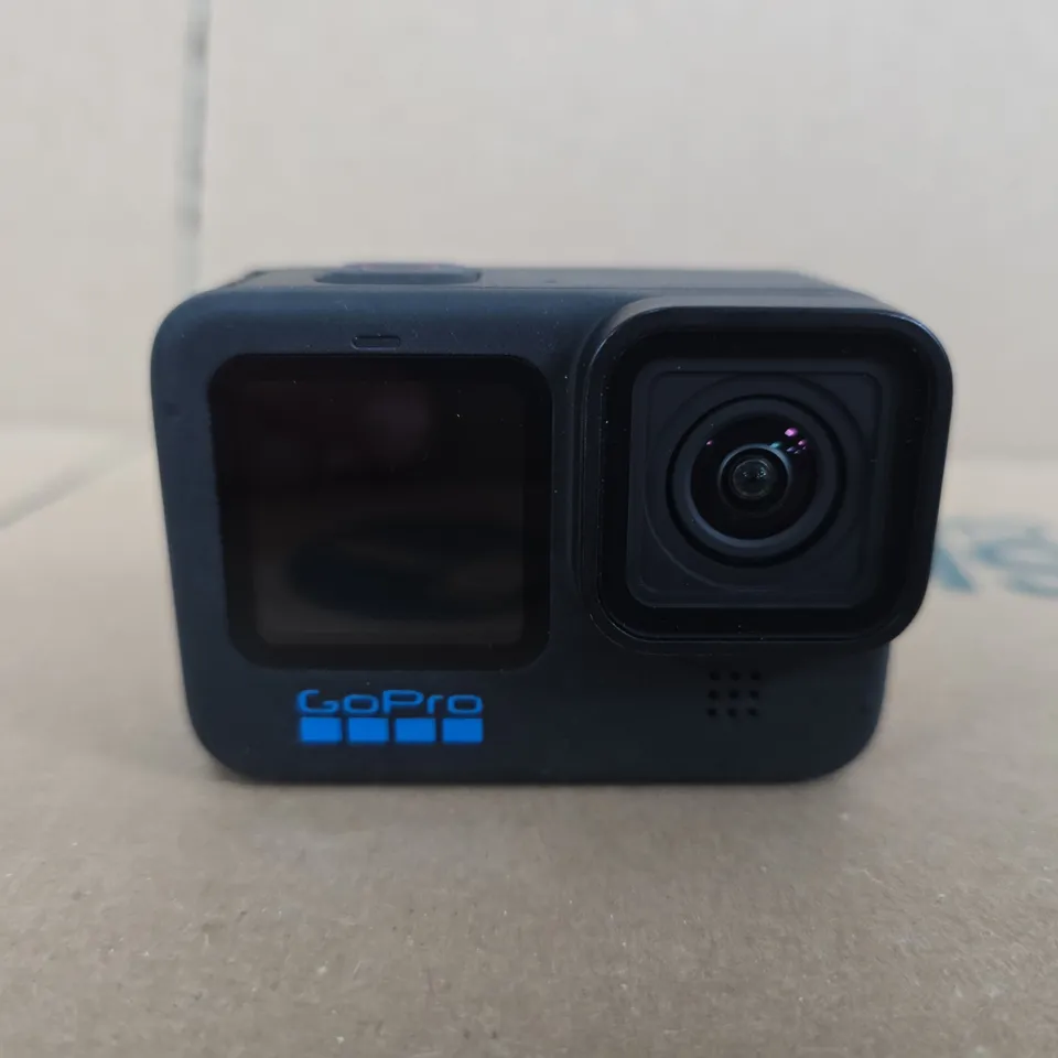 GOPRO HERO 10 BLACK ACTION CAMERA 