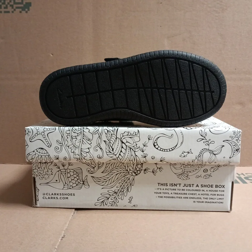 BOXED PAIR OF CLARKS KIDS VELCRO STRAP SHOES IN BLACK SIZE UK 12